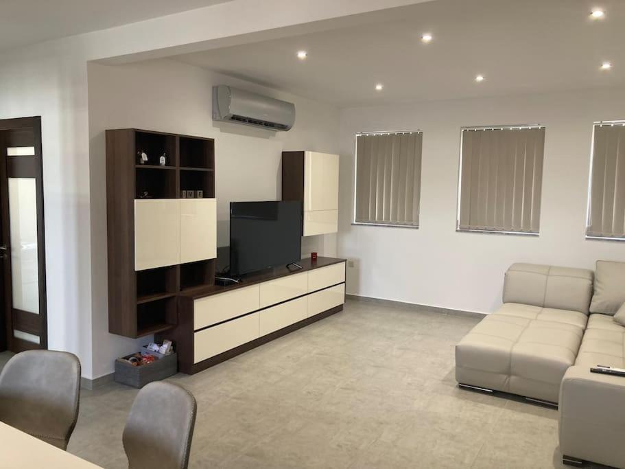 Elegant Maisonette In Malta By Assetflow Pro Apartamento Marsaskala Exterior foto